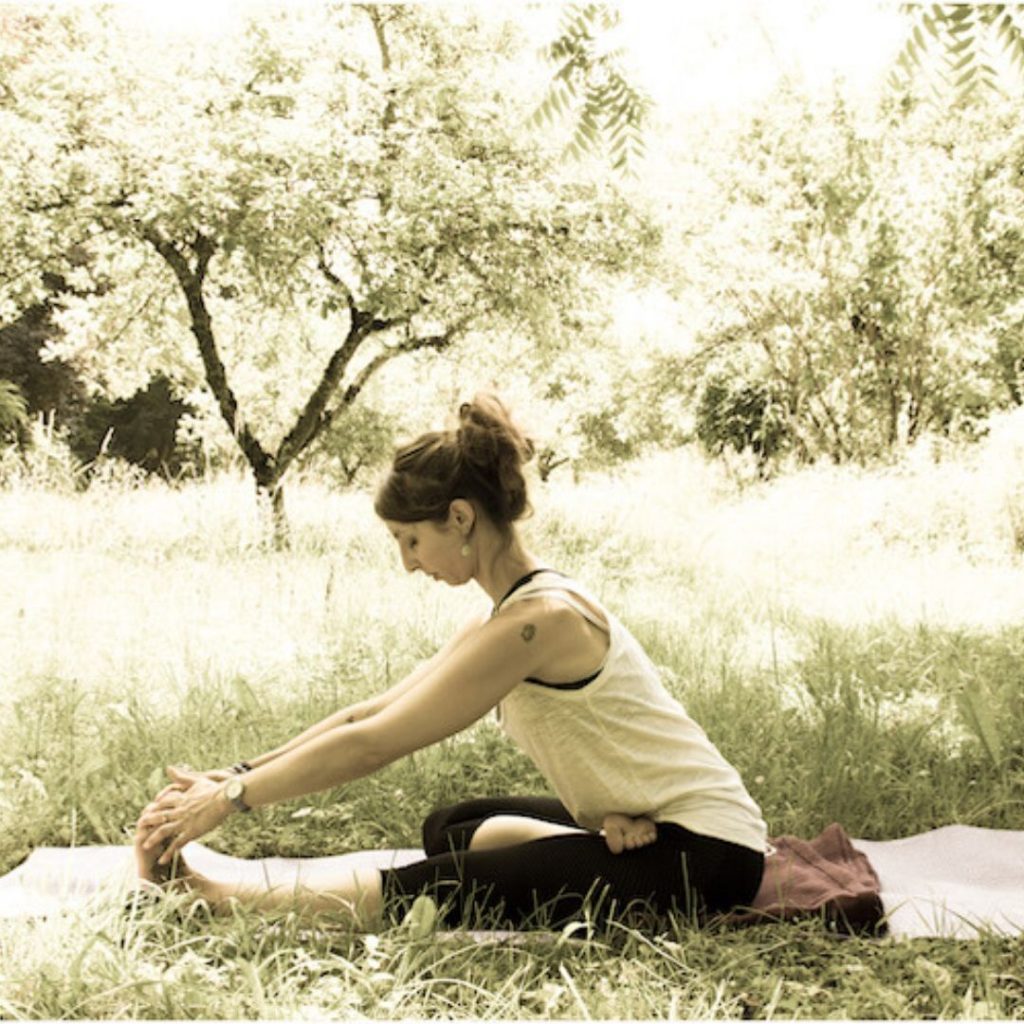 Posture janu Sirsana dos concave